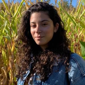 Meet your Posher, Isabella